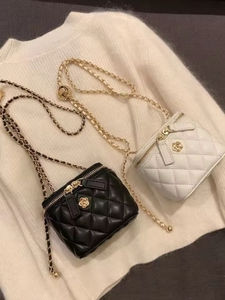 Trendy Fashion <b>Mini</b> <b>Crossbody</b> Small Box <b>Bag</b> Camellia Button Designer Custom Logo Luxury Pu Leather Brand - Product Image 4