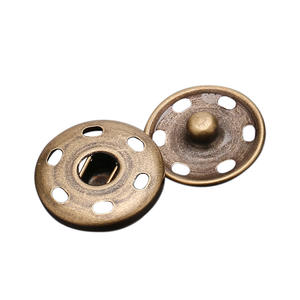 Botones <span class=keywords><strong>a</strong></span> Presión Circulares Metálicos de Diseño Invisible para Abrigos y Chaquetas, Venta al Por Mayor de Fábrica en China, Botones Cosidos <span class=keywords><strong>a</strong></span> <span class=keywords><strong>Mano</strong></span> - Product Image 5