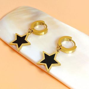 Pendientes de Oro Rosa de 18K Coreanos con Diamantes y Acero Inoxidable, Diseño Geométrico Simple y Elegante, Lindos y Modernos para Mujer - Product Image 5