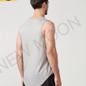 เสื้อกีฬาผู้ชายแบบมีซิปสำหรับวิ่งมาราธอน ผลิตจากโพลีเอสเตอร์ 100% พิมพ์ลายแบบระเหิด ระบายอากาศได้ดี แห้งเร็ว - Product Image 6