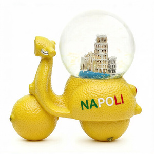 Globe à neige personnalisé en forme <span class=keywords><strong>de</strong></span> moto, souvenir <span class=keywords><strong>de</strong></span> lieux emblématiques : Rome, Florence, <span class=keywords><strong>Venise</strong></span>, Milan, Naples - Product Image 1