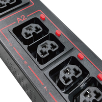 PDU vertical 0U triphasé 60A 36 ports C39 avec prises verrouillables intelligentes pour armoire serveur