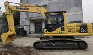 Excavadora Hidráulica de Cadenas Komatsu PC220-8 Original de Japón, Usada en Buenas Condiciones, Motor Diésel de 245KW, para Inspección por Video - Product Image 5