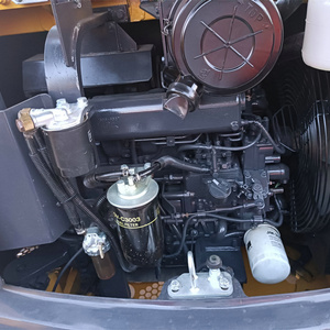 Livraison gratuite Japon komatsu pc56-7 mini pelleteuses sur chenilles d'occasion 5 tonnes pc56 pelleteuses de jardin d'occasion - Product Image 5