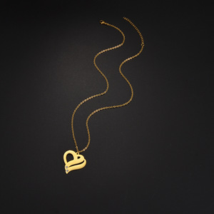 <span class=keywords><strong>Collana</strong></span> personalizzata placcata in oro 18K per la <span class=keywords><strong>festa</strong></span> <span class=keywords><strong>della</strong></span> <span class=keywords><strong>mamma</strong></span> con nome personalizzato di cristallo con zircone con pietra portafortuna a cuore - Product Image 5