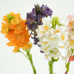 ZY659 Seda 55CM Venta de fábrica Corazón sagrado artificial Flor de lirio <span class=keywords><strong>Brome</strong></span> Material de alta calidad para jarrón - Product Image 2