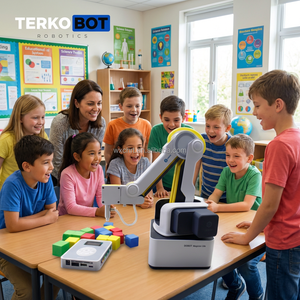 Bras robotique éducatif Magician Lite résistant aux basses températures pour les centres de formation internationaux en éducation scientifique, technologique, ingénierie et mathématiques (STEM) - Product Image 5