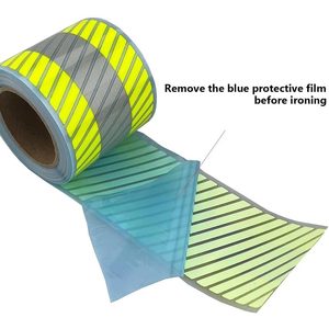 Ruban Réfléchissant Thermocollant Rouge Haute Visibilité pour Vêtements d'Extérieur – Film de Transfert Thermique Réfléchissant pour Vestes de Sécurité - Product Image 3