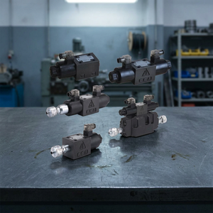 Vanne de commande directionnelle électromagnétique humide à trois voies Kompass D-2, modèles D8-02-A, D8-03-A, D9-02-A, D9-03-A, D9-02/PS, hydraulique - Product Image 3
