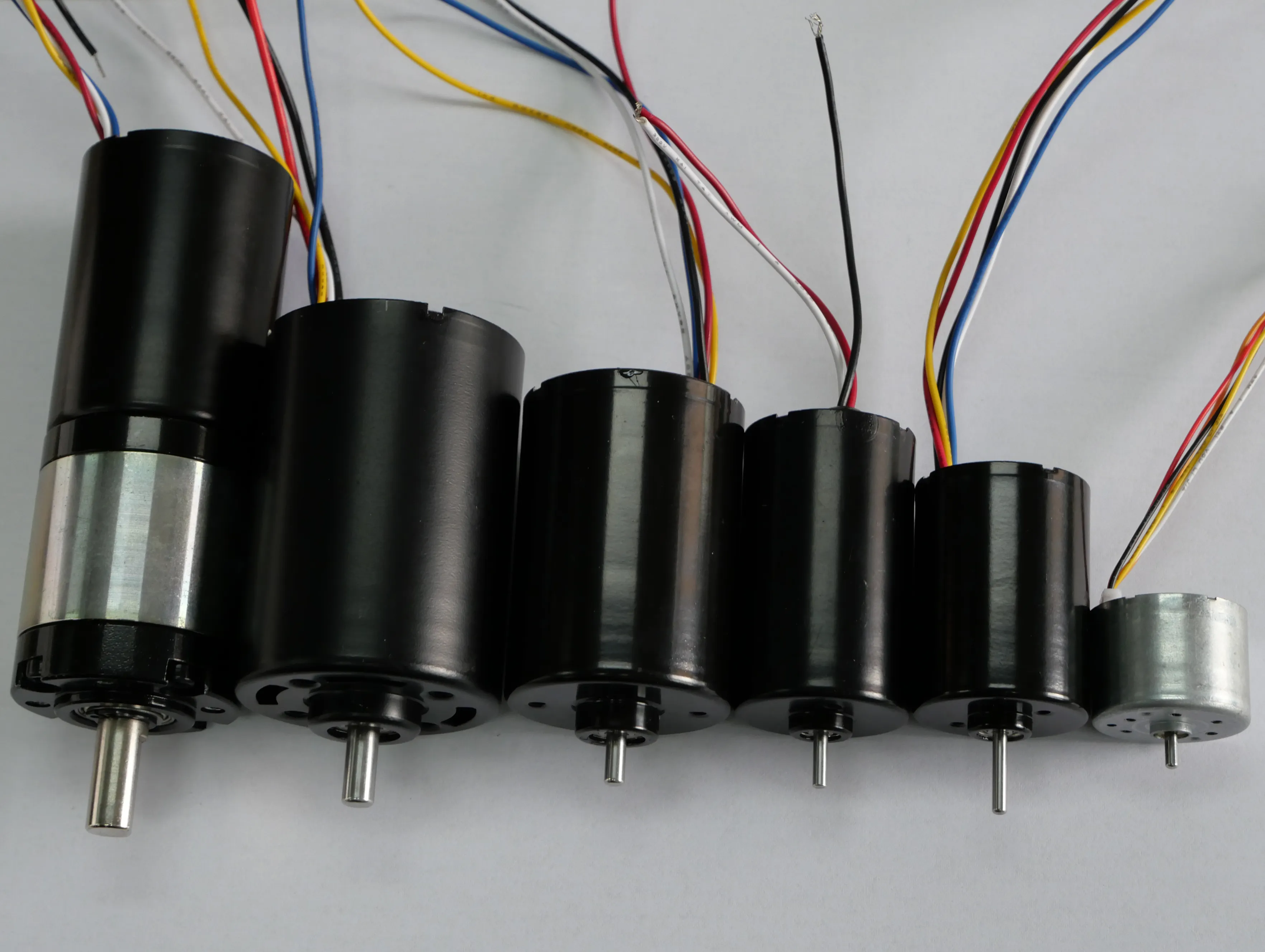 Brushless Motor HM2847B3 / customizable 3000 /4000 /6500 RPM High speed Low noise Long life / 6V 12V 24V DC Motor