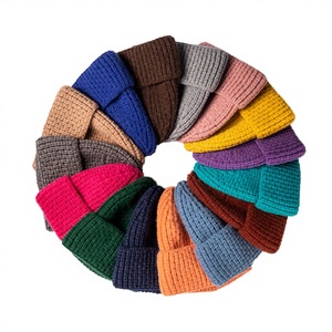 Bonnet tricoté personnalisé pas cher en gros, chaud d'hiver, couleur unie, en laine épaisse, style melon, pour la plage et les affaires - Product Image 2