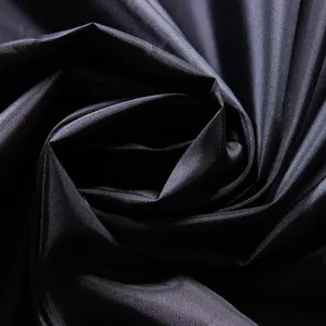 Vải Làm Tái Chế Chai Nhựa Không Thấm Nước 300T Taffeta Vải Với PU Tráng Cho Túi