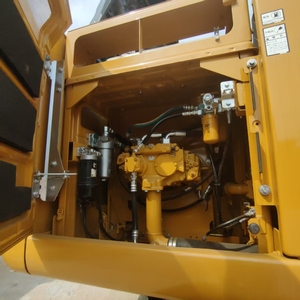 Excavatrice Cat320EL d'occasion, modèle 2023, 20 tonnes, godet de 1 m, fabriquée au Japon, à vendre à prix réduit - Product Image 6