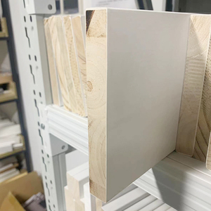 Planches de finition en bois de radiata en bois de caoutchouc en gros, jointes par emboîtement, S3S/S4S, peintes en blanc, apprêtées, bois de construction, révélations de fenêtres - Product Image 2