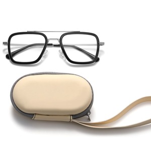Étui à lunettes <span class=keywords><strong>de</strong></span> soleil pliant portable avec sac <span class=keywords><strong>de</strong></span> rangement rectangulaire matériau PU étanche pour le stockage <span class=keywords><strong>de</strong></span> lunettes <span class=keywords><strong>de</strong></span> soleil - Product Image 3