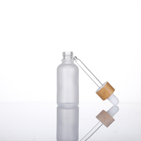 Flacon compte-gouttes en verre givré de 10 ml, 15 ml, 30 ml, 50 ml, 100 ml avec bouchon en bambou, rechargeable, pour emballage d'huiles essentielles et de soins de la peau