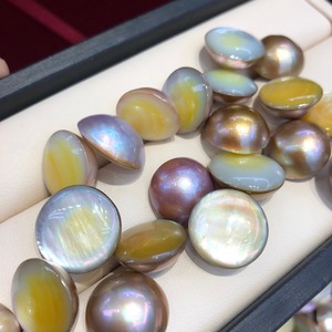 Perlas Mabe Redondas Cultivadas en Agua de Mar, Color Oro Púrpura, Grado AAA, de Wenchi Mabei World, Compra al por Mayor en Lotes Pequeños - Product Image 3