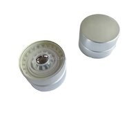 Vodka Whisky Bouteille Insert en plastique Aluminium Ropp Caps avec verre pour Logo personnalisé certifié ISO9001