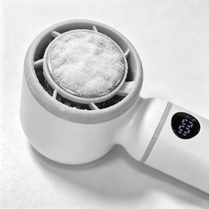 Climatiseur portable avec refroidisseur de glace, ventilateur turbo portable, rechargeable par USB, 100 niveaux de vitesse réglable, mini ventilateur personnel - Product Image 1