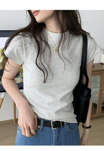 T-shirt superposé tendance pour l'été, col rond, coupe ajustée, manches courtes - Product Image 2