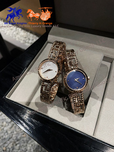 Montre décontractée pour femme en quartz diamanté, bracelet élégant en acier inoxydable, design sportif et tendance, vente en gros - Product Image 2
