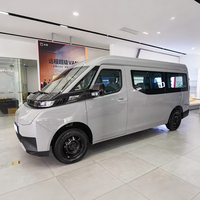 2026 Geely Farizon Super Van Mini EV Pickup Truck Volant à Gauche Fourgonnette Purement Électrique Geely Farizon Super Van EV Bus