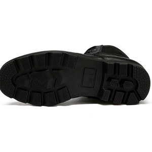 Bottes de combat tactiques en cuir fendu avec semelle en caoutchouc noir et tige Oxford - Product Image 4