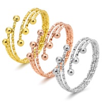 Neuer Europäischer und Amerikanischer Stil Elastisch Verstellbarer Hochwertiger Dreischichtiger Edelstahl-Ring mit Rotierenden Perlen für Damen 18K