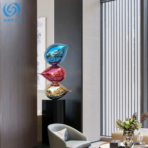 Sculpture de ballon colorée en fibre de verre, forme géométrique abstraite irrégulière, décoration de colonne unique faite à la main, à poser au sol - Product Image 4