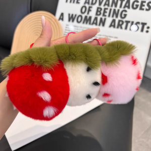 Boule de fourrure de lapin hautement personnalisée porte-clés mignon <span class=keywords><strong>fraise</strong></span> porte-clés fourrure <span class=keywords><strong>Pom</strong></span> <span class=keywords><strong>Pom</strong></span> porte-clés - Product Image 4