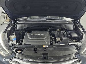 Hyundai Santa Fe 2016 Diésel Automático SUV Familiar con Tracción en las Cuatro Ruedas, Transmisión de 6 Velocidades, Motor Diésel Eficiente en Consumo de Combustible, Tecnología CRDi - Product Image 2