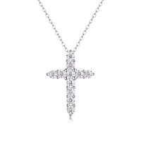 Collier pendentif en forme de cœur en cristal de glace, plaqué or, plaqué argent, plaqué rhodium, chaîne en laiton avec zircon, bijoux hip-hop