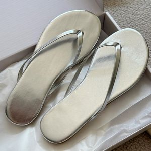 Fashion Silver Striped Sandals for Women 2026 new style Summer Flat Beach slippers Vacation Flap-<b>Toe</b> Sandals - Product Image 1