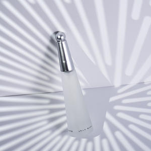 Perfume Pure Water <span class=keywords><strong>Issey</strong></span> Miyake para Mujer, Notas Florales Duraderas, <span class=keywords><strong>Eau</strong></span> de Toilette Líquida de 50 ml - Product Image 1