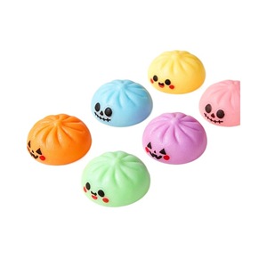 Nouveau jouet anti-stress réaliste en forme de pain vapeur de dessin animé pour Halloween - Jouet sensoriel en polyuréthane fabriqué au Zhejiang - Product Image 5