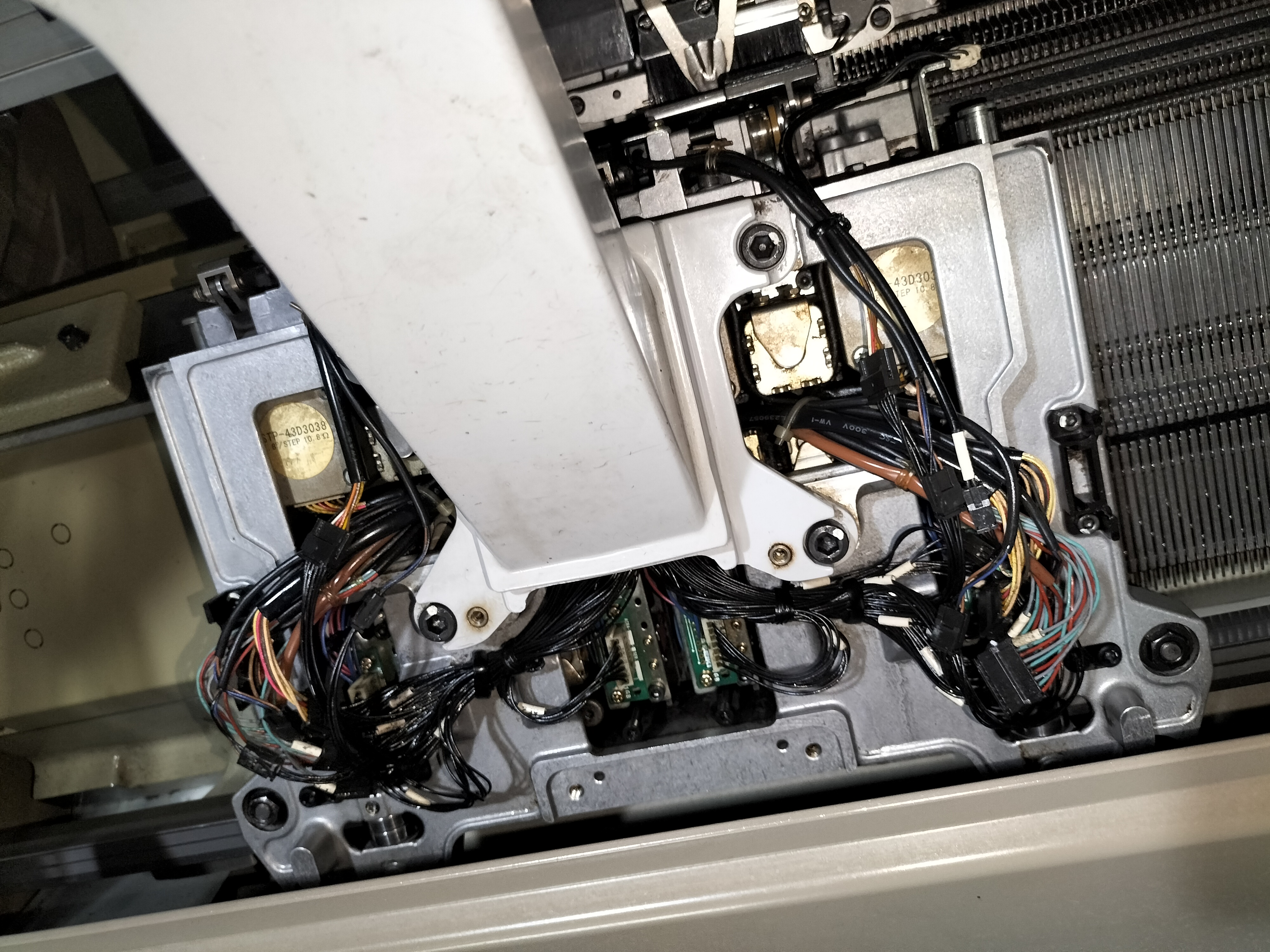 SHIMA SEIKI Computerized Flat Knitting Machines - High