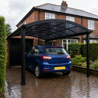 Abri de jardin moderne de luxe en alliage d'aluminium avec plafond translucide en polycarbonate pour stationnement extérieur et usage comme entrepôt