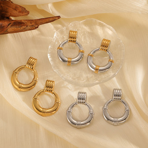 Pendientes de aro de acero inoxidable con diseño geométrico para mujer, uso diario, tono dorado y plateado TE60584 - Product Image 1