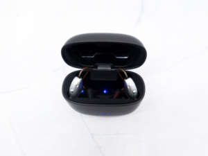 เครื่องช่วยฟังแบบชาร์จได้ พร้อมระบบฆ่าเชื้อด้วยรังสียูวี รองรับการสตรีมผ่านบลูทูธ เป็นมิตรต่อสิ่งแวดล้อม ควบคุมผ่านแอป - Product Image 6