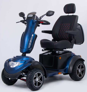 Nouvelle conception de motos électriques à quatre roues, élégantes, puissance 1400W, frein électromagnétique 70 km, pour personnes <span class=keywords><strong>handicap</strong></span>ées à mobilité réduite - Product Image 1