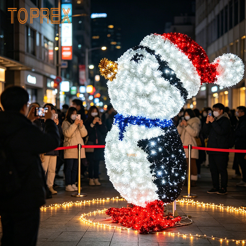 Red Penguin