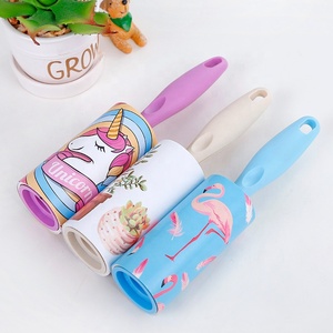 Rodillo Quitapelusas Multifuncional Colorido A2669 con Mango de Color, Cepillo para Quitar Polvo y Pelusas de 60 Tiras, Hecho de Plástico Duradero - Product Image 2