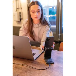 Chargeur 3 en 1 Urban Vitamin, gadgets durables - Product Image 2