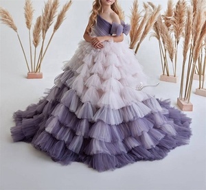 Vestido de Princesa Infantil de Lujo, Transparente, con Hombros Descubiertos, <span class=keywords><strong>para</strong></span> <span class=keywords><strong>Primera</strong></span> Comunión, con Cola Larga - Product Image 1