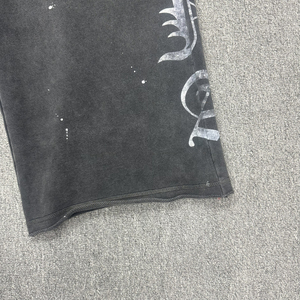 Shorts Homme en Molleton Bouclette de Haute Qualité avec Logo Imprimé DTG, Effet Délavé, Style Streetwear, Bords Bruts, Poids Lourd, Teinture Blanche - Product Image 3
