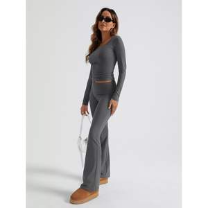 À la mode reine femmes deux pièces pour salon ensembles 2 pièces automne tenues à manches longues col carré hauts pantalons évasés survêtements vêtements - Product Image 5