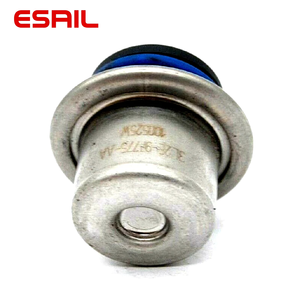 Régulateur <span class=keywords><strong>de</strong></span> <span class=keywords><strong>pression</strong></span> <span class=keywords><strong>de</strong></span> <span class=keywords><strong>carburant</strong></span> <span class=keywords><strong>de</strong></span> soupape <span class=keywords><strong>de</strong></span> moteur 3L2E9F775AA 3L2Z9F775AA FPD19 3L2E-9F775-AA pour <span class=keywords><strong>Ford</strong></span> <span class=keywords><strong>C</strong></span>-<span class=keywords><strong>Max</strong></span> II Fiesta VI Focus - Product Image 3