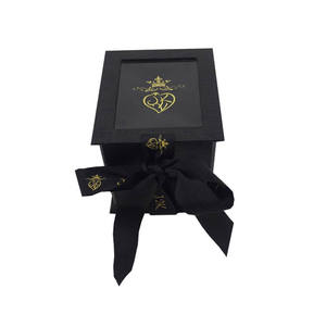 Caja de vela plegable con cierre de cinta negra romántica personalizada, ventana de PVC de lujo, embalaje de papel elegante, cinta negra para eventos románticos - Product Image 2