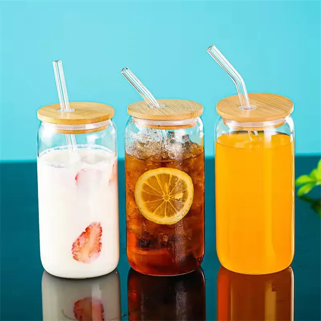 Custom BPA Free Clear Glass Cold Drinking Cups Tumbler Beer Mugs Double Wall Fruit Milk Glass Cans With Bamboo Lid And Straw