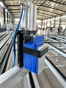 Ligne de production automatique de soudage et de nettoyage haute efficacité pour portes et fenêtres en plastique, pour la fabrication de fenêtres et de portes en PVC/UPVC - Product Image 6